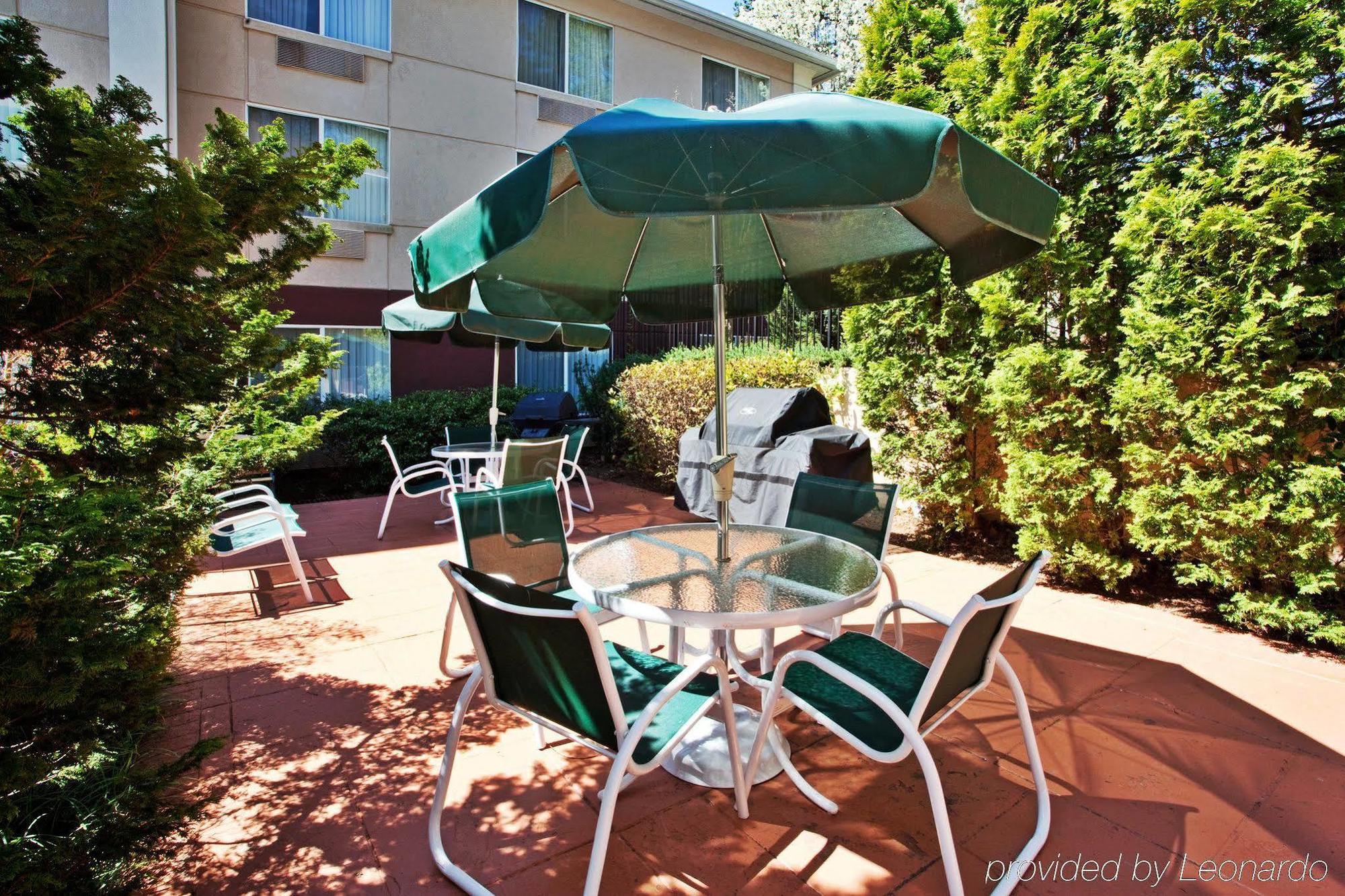 Holiday Inn Hotel And Suites Peachtree City By Ihg Екстер'єр фото